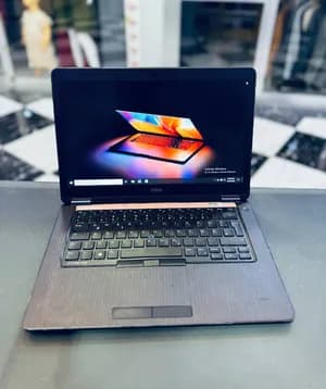 Dell Latitude Core i7 8GB 256GB