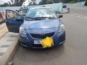Toyota Yaris Sedan 2013 1.3 CC
