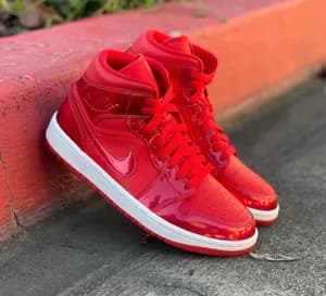 Nike Air Jordan 1 Mid University Red