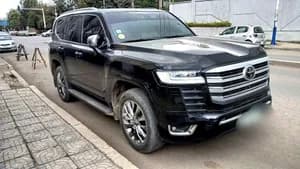 Toyota LandCruiser VXR 2022
