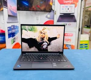 Lenovo ThinkPad X1 Carbon G11 32GB 1TB