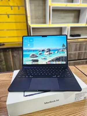 Apple MacBook Air 13 M4 16GB