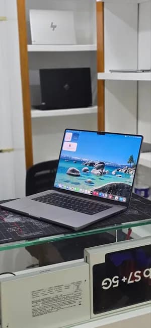 MacBook Pro M1 Max 16 inch