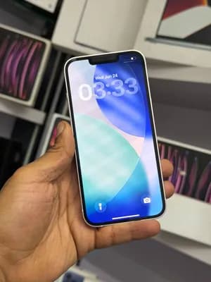 iPhone 13