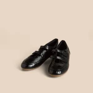 MAX Flat Shoes with Hook and Loop Closure