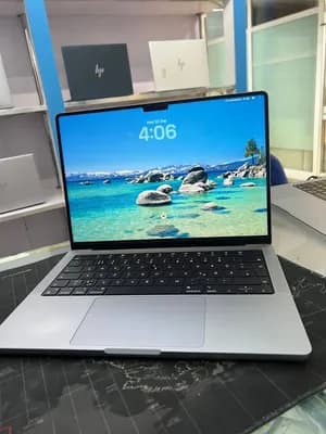 Apple MacBook Pro M1 2021