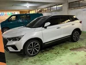 FAW Bestune T77 2021