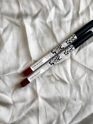 Ever beauty lip liner