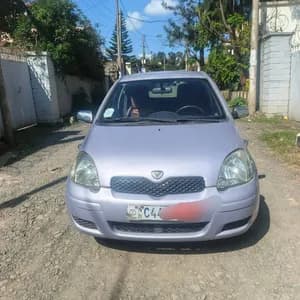 Toyota Vitz 2004