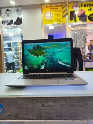 Asus laptop 14 inch 8GB 256GB