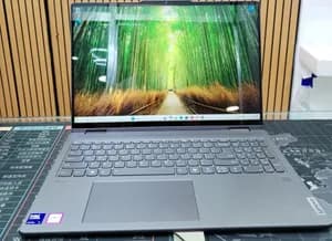 Lenovo Yoga Ultra 7 2-in-1 Laptop