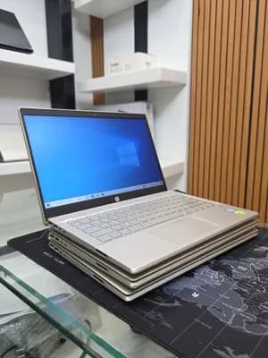 HP Pavilion 14 i5 16GB 512GB