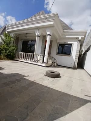 3 Bedroom House for Sale in Summit