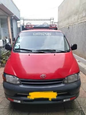 Toyota Dolphin 2Lt 2000 Model