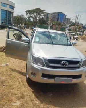 Toyota Hilux Vigo King Cab 2011
