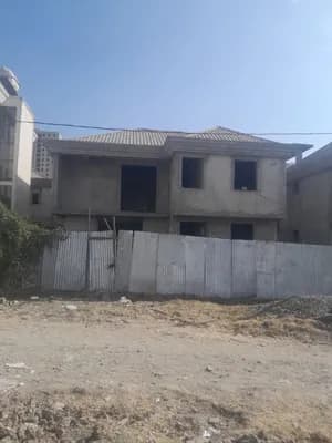 250 sqm B+G+1 House in Ayat
