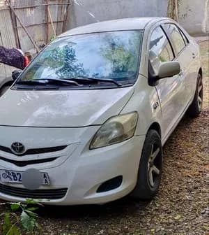 Toyota Yaris Belta 2006