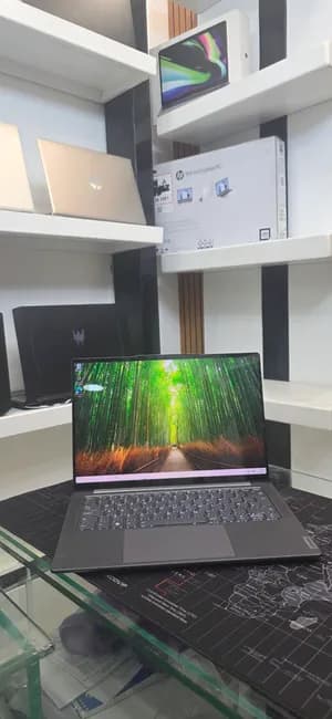 Lenovo Yoga i7 16GB RTX Laptop
