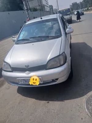 Toyota Platz 2001 1.0L used