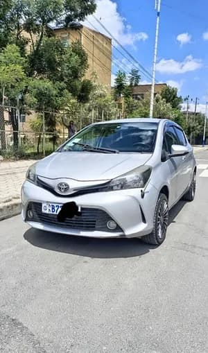 Toyota Yaris Compact 2015 1.0cc