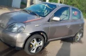 Toyota Vitz 2001 1.0L