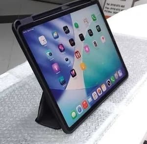 Apple iPad Pro 4th Gen 12.9 1TB