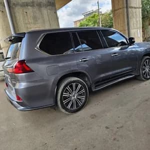Lexus LX570 2018 Full Option