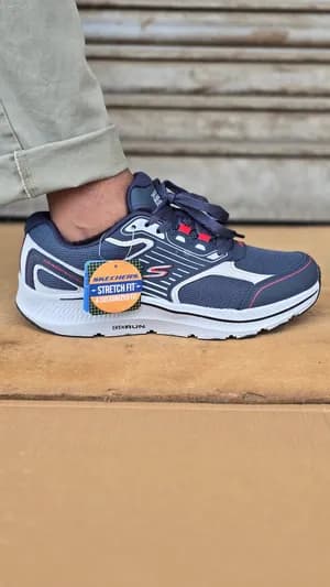 Skechers strech fit