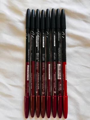 2 shade lip liner