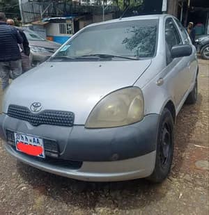 Toyota vitz Yaris 2002