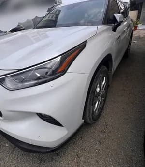 Toyota Highlander 2024 used