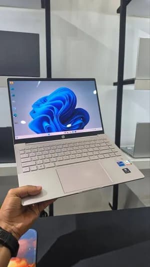HP Pavilion Plus i7 16GB 512GB