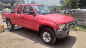 Toyota Hilux Xcab 2LT 1999 4WD