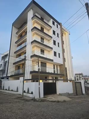 250 sqm Apartment for Sale CMC