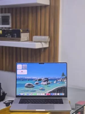 Apple MacBook Pro 16-inch M1 Pro