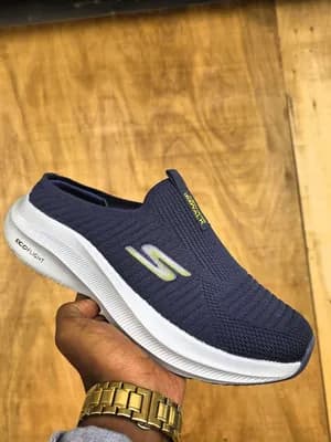 Skechers