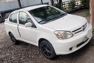 Toyota Platz 2005 Automatic 1.0L
