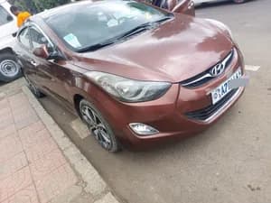 Hyundai Avante 2012 Automatic