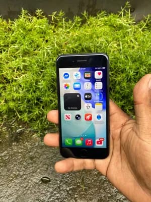 iPhone SE 64GB