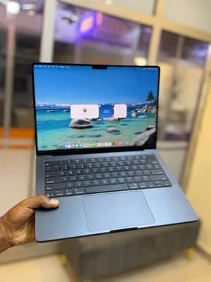 Apple MacBook Pro 14-inch M5 16GB 512GB