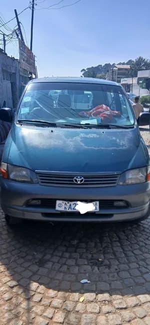 Toyota D4D Dolphin Van 2005