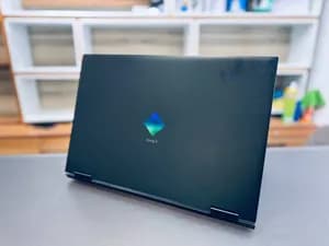 HP OMEN 015