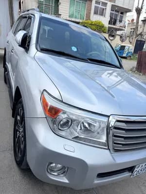 Toyota Landcruiser V-XR 2015 Diesel