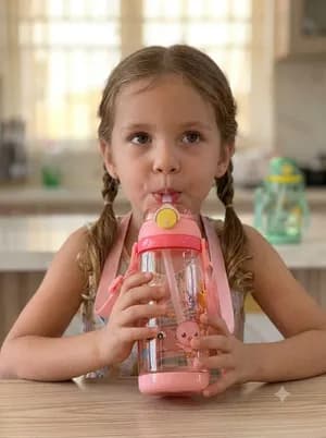 Giraffe Push & Open Kids Water Bottle