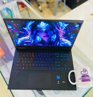 HP OMEN 16 i7 16GB 512GB