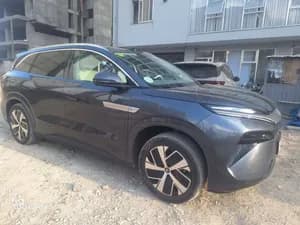 BYD Tang L 2025