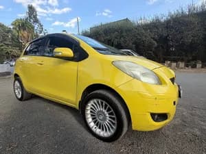 Toyota Yaris Compact 2010