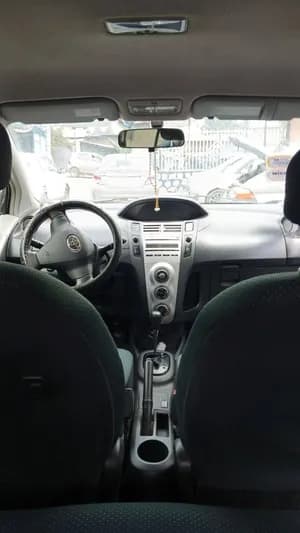 Yaris Compact