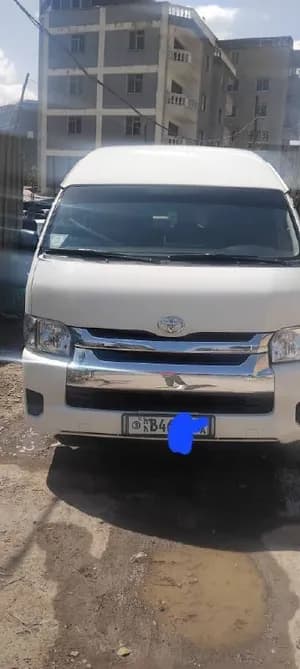Toyota Hiace High Roof Super GL 2021