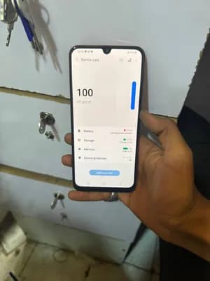 Samsung Galaxy A30 64GB Red